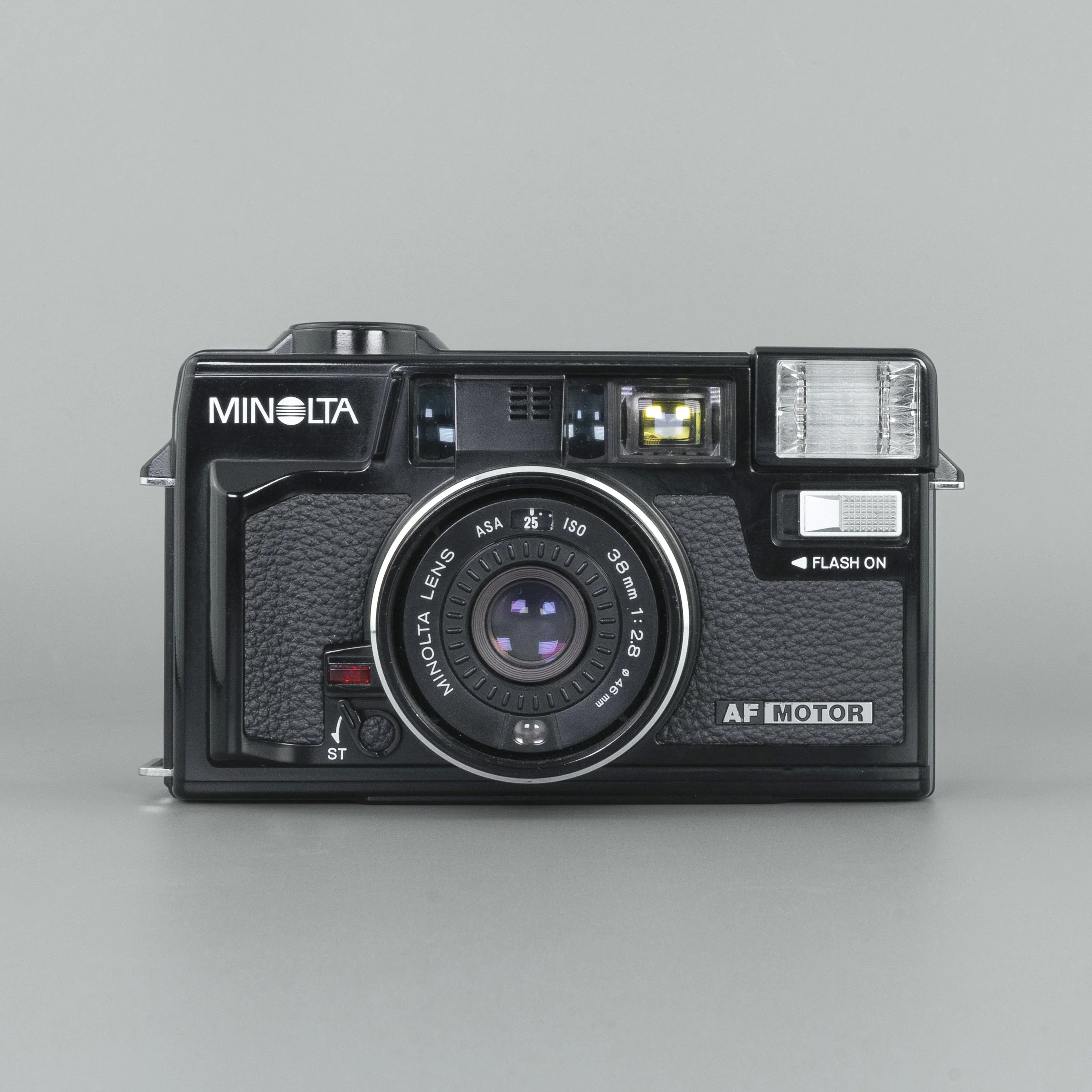 フィルムカメラ MINOLTA HI-MATIC AF2-MD AUTO FOCUS MOTOR フィルムカメラ】親父のカメラ「MINOLTA Hi-MATIC AF2-MD